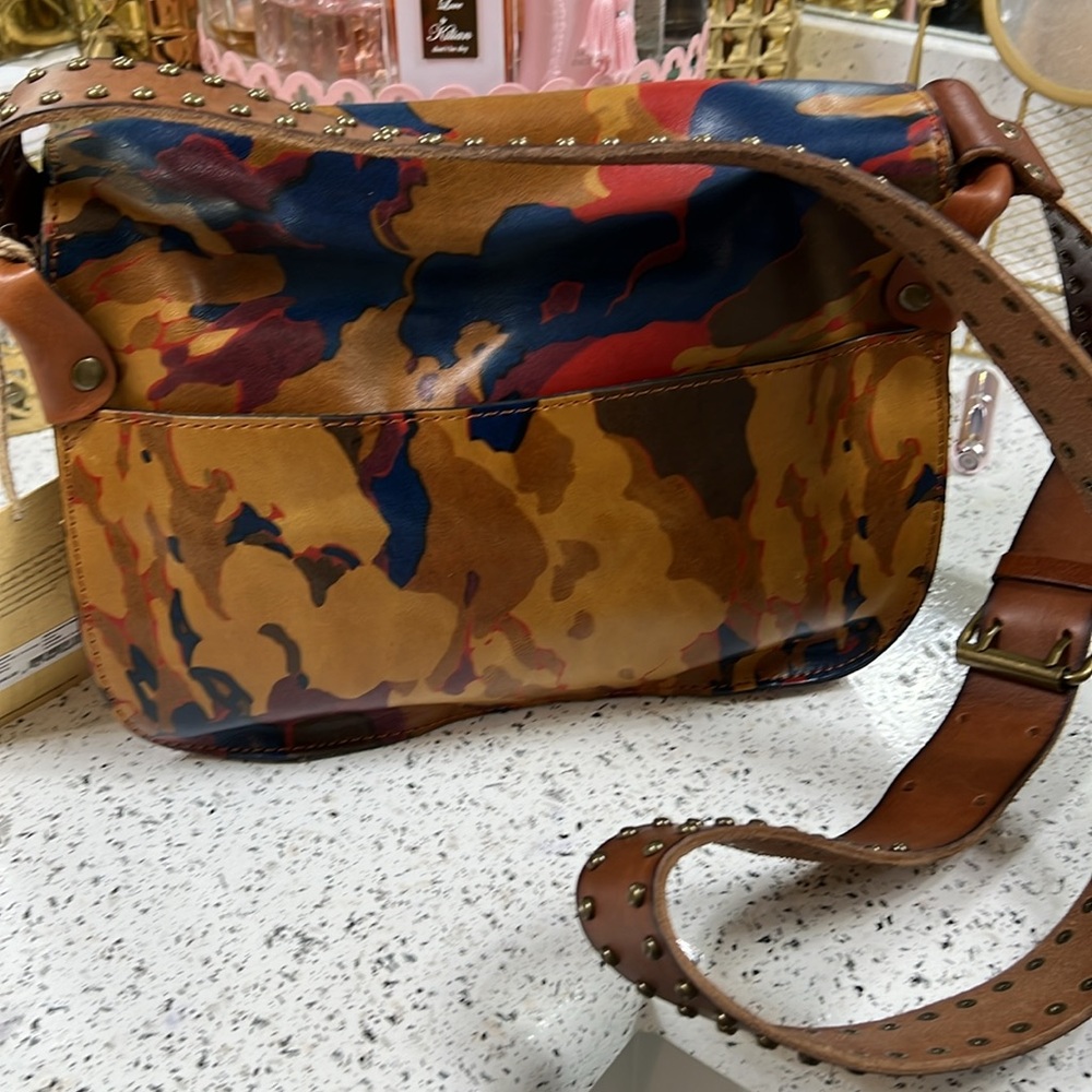 Patricia Nash Saddle Bag - Picture 2 of 8